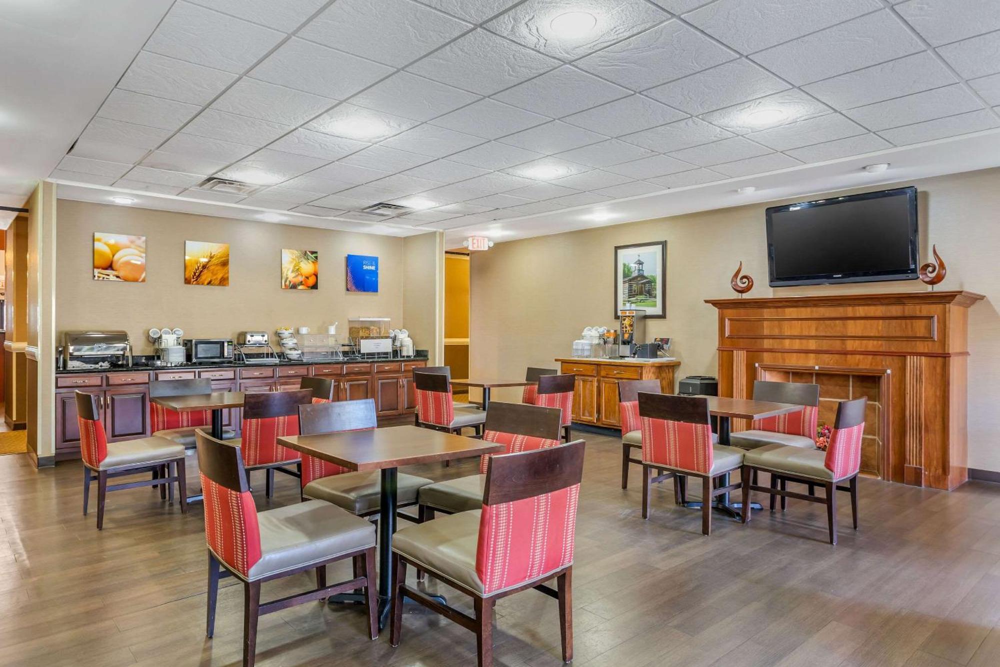 Comfort Suites South Point - Huntington Eksteriør bilde