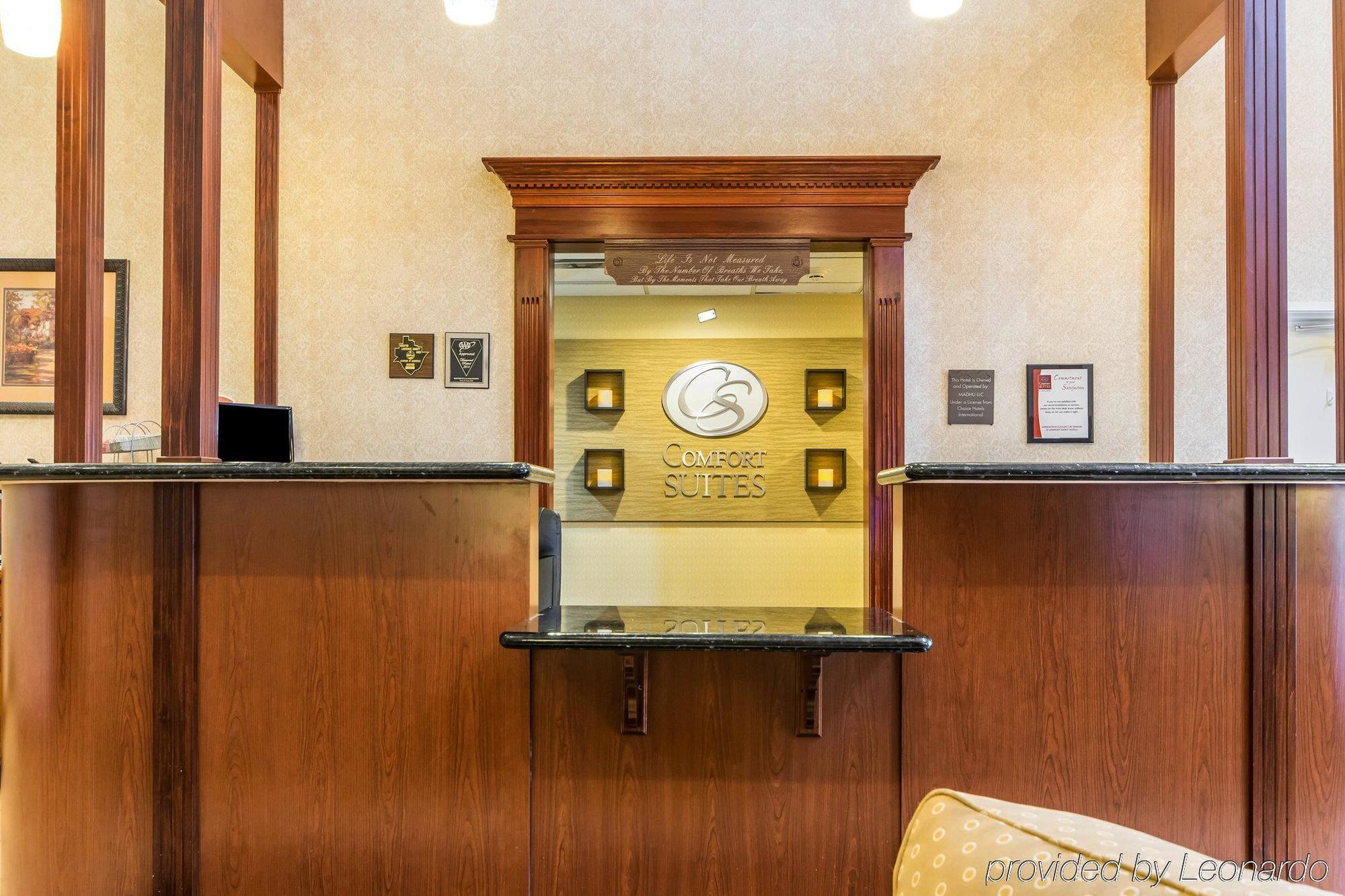 Comfort Suites South Point - Huntington Eksteriør bilde